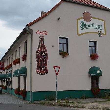 Motorest Penzion Na Bojisti Chlumec  Экстерьер фото